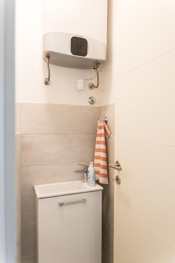 Apartment Zara - Luxury Apartment With Private Pool Buitenkant foto