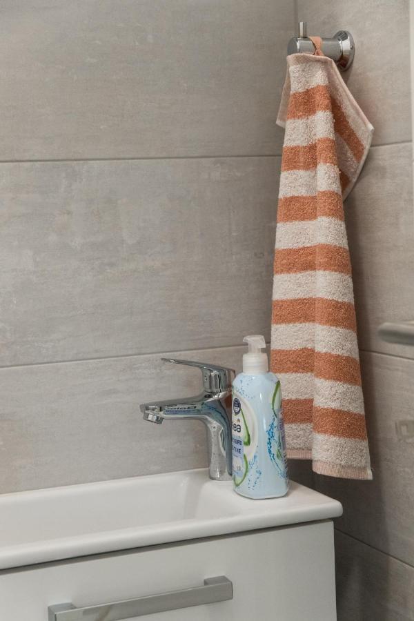 Apartment Zara - Luxury Apartment With Private Pool Buitenkant foto
