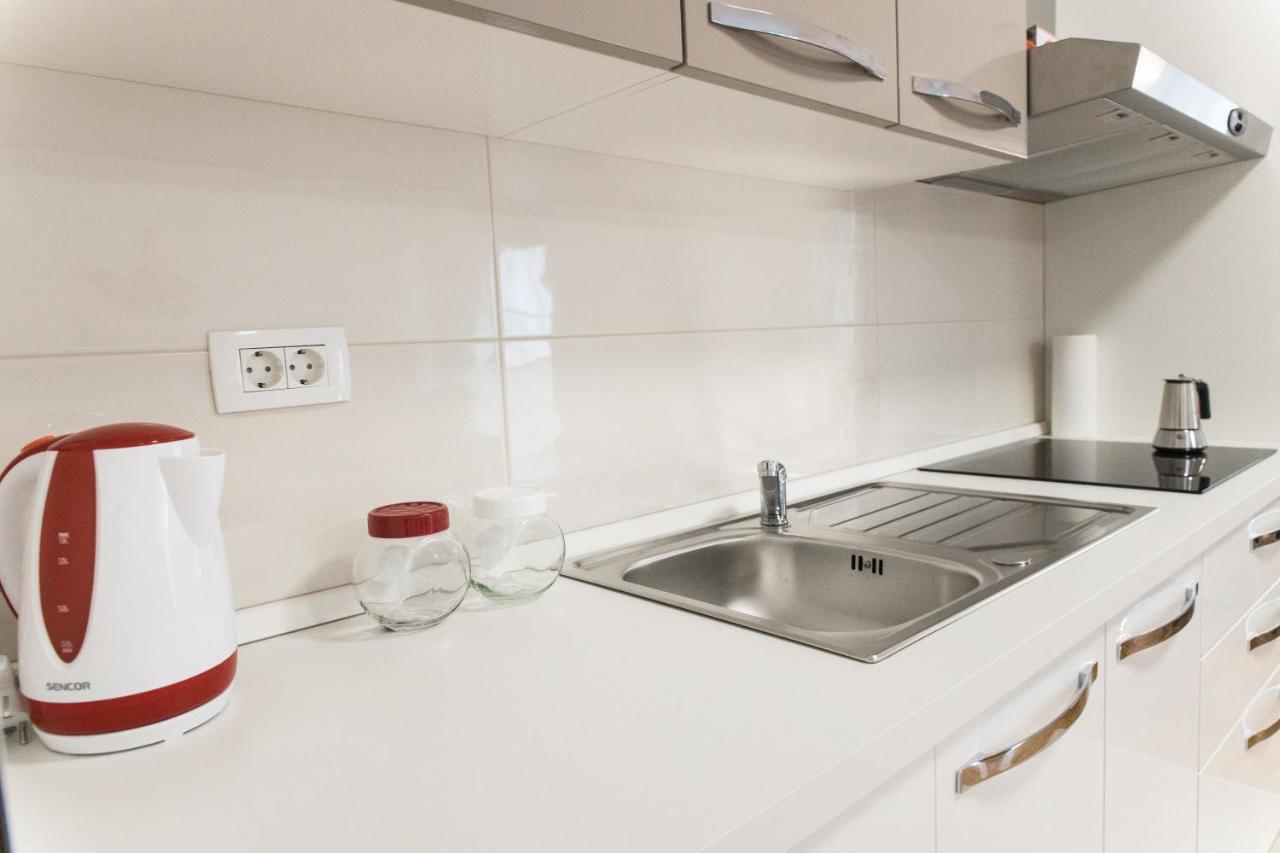 Apartment Zara - Luxury Apartment With Private Pool Buitenkant foto